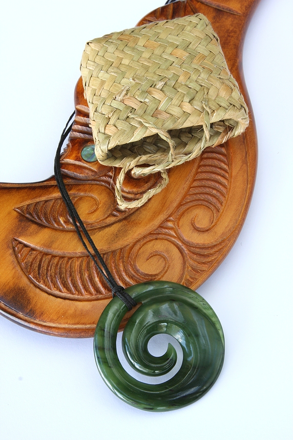 Koru necklace with woven kite bag